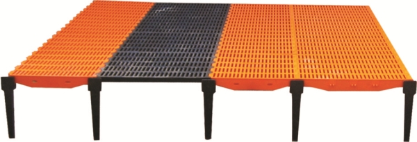 塑料地（dì）板與鑄鐵地板采用（yòng）榫口拚接