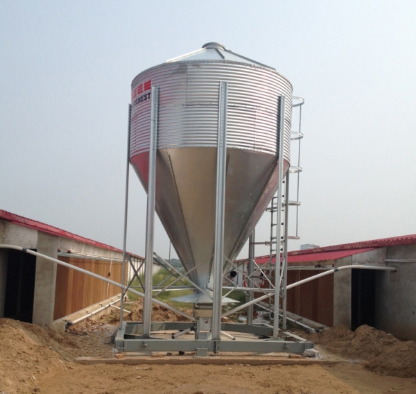 種雞場（chǎng）帶稱重鋼板倉